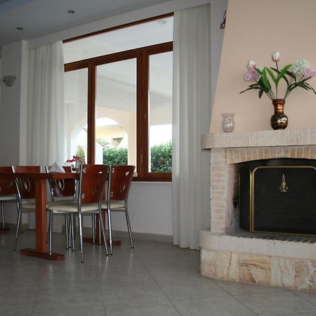 Posidonia Pension Amarynthos Exterior foto