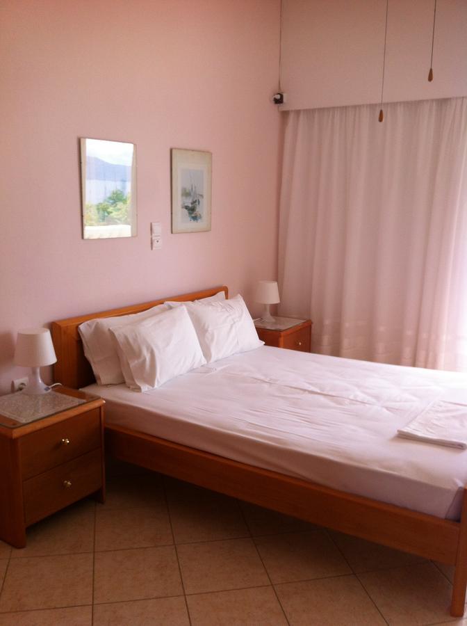 Posidonia Pension Amarynthos Exterior foto
